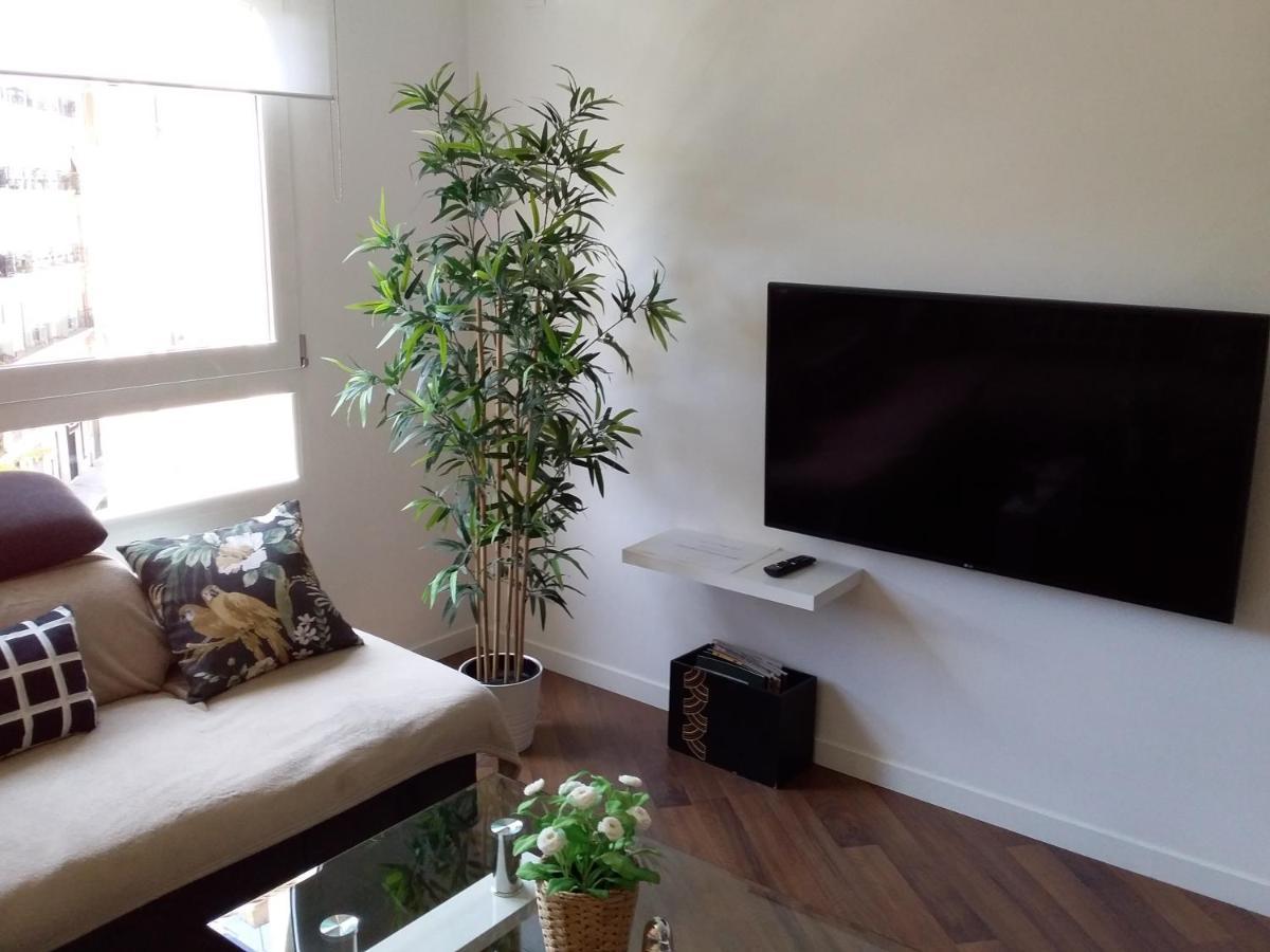 Apartamentos Sevilla Valencia Bagian luar foto