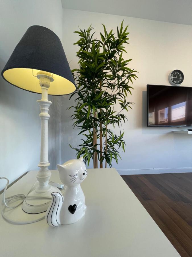 Apartamentos Sevilla Valencia Bagian luar foto