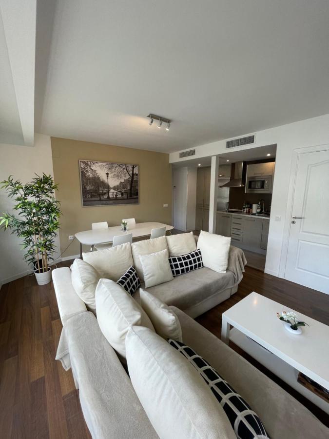 Apartamentos Sevilla Valencia Bagian luar foto