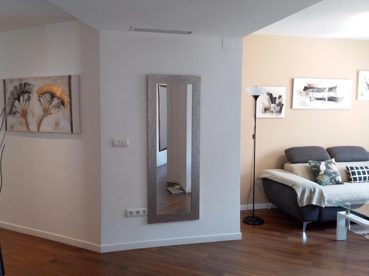Apartamentos Sevilla Valencia Bagian luar foto