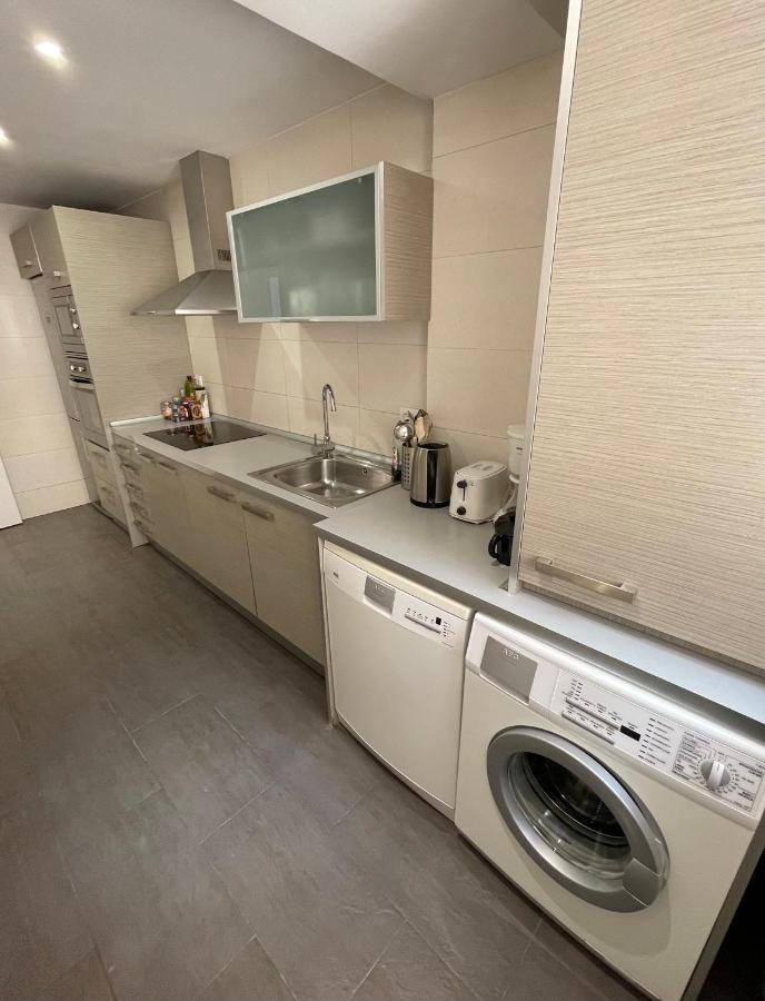 Apartamentos Sevilla Valencia Bagian luar foto